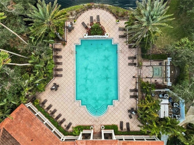 Building Photo - 4106 Central Sarasota Pkwy