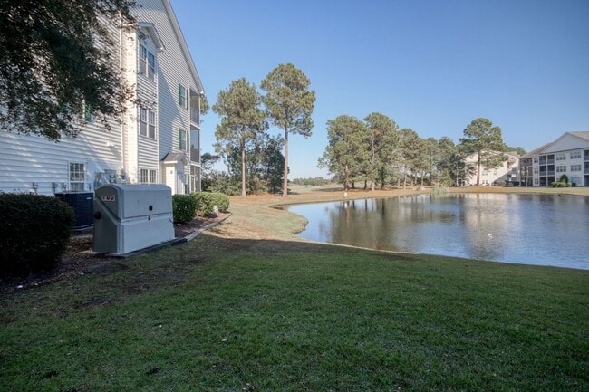 Building Photo - 3-Bedroom, 2Bath Condo end unit