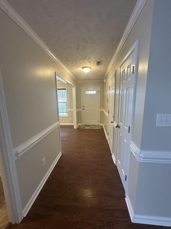Building Photo - 3571 S Peak Dr