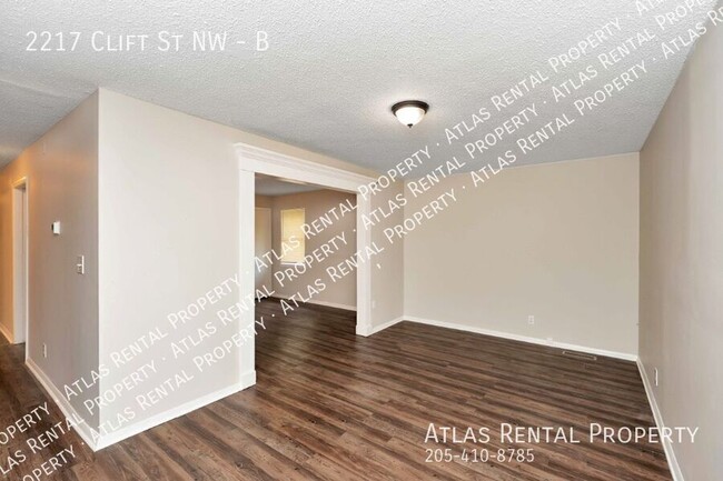 Building Photo - 2217 Clift St NW