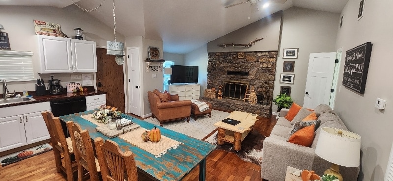 Building Photo - 56525 E 306 Rd