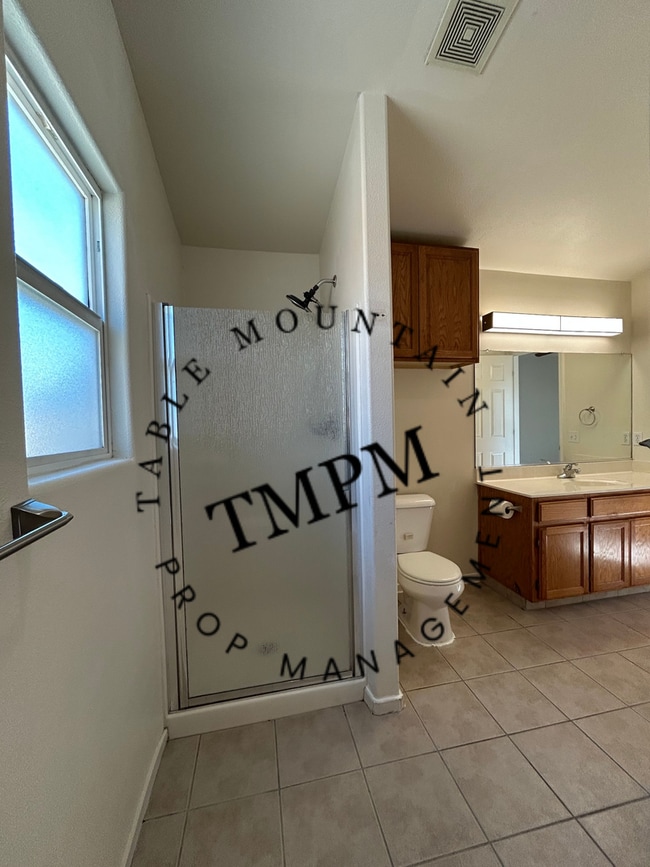 Building Photo - 111 Buck Run Dr