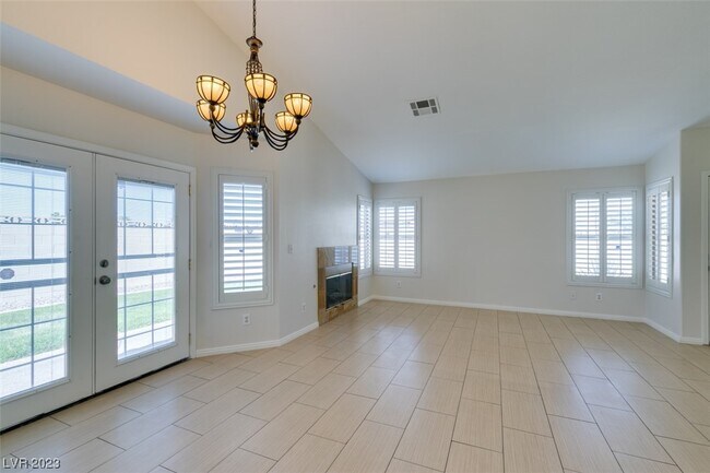 Building Photo - 8000 Tulum Ct