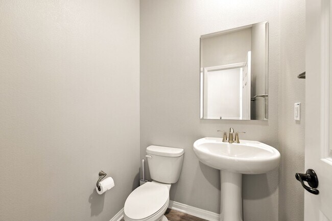 Building Photo - 3459 Aspen St