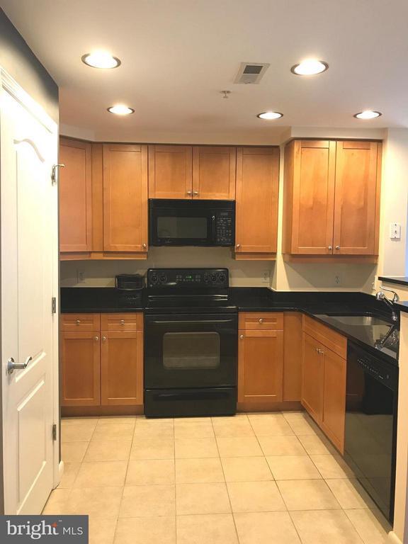 Building Photo - 1111 11th St NW