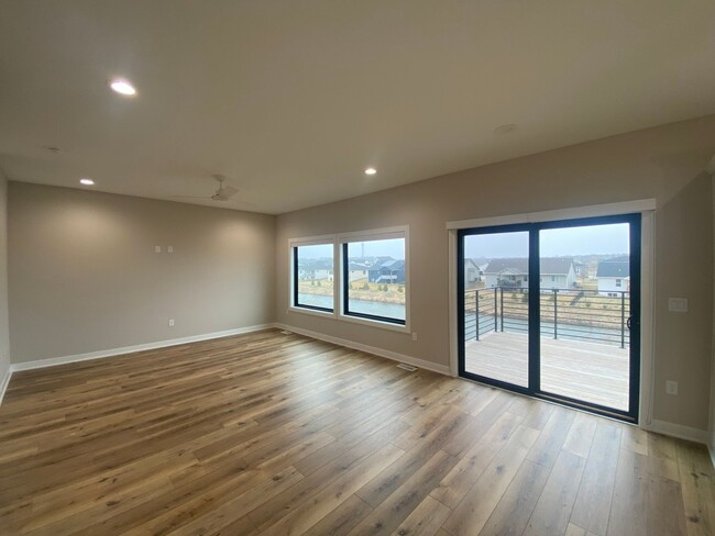 Building Photo - Luxury New Construction Home - Gorgeous Po...