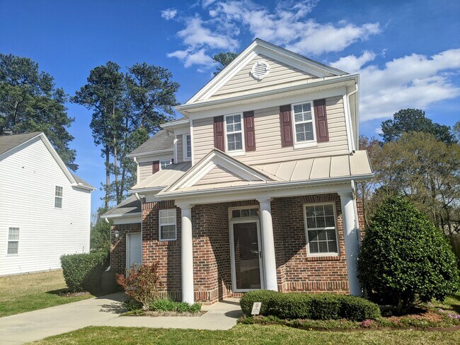 Building Photo - 3741 Tryon Ridge Dr