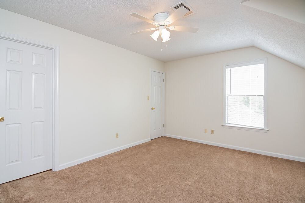 Building Photo - 1400 Milestone Dr