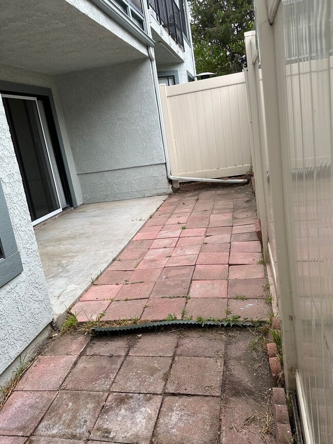 Building Photo - Pismo Beach Condo with Garage