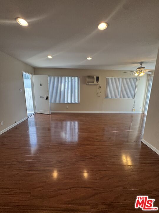 Building Photo - 2134 S Bentley Ave