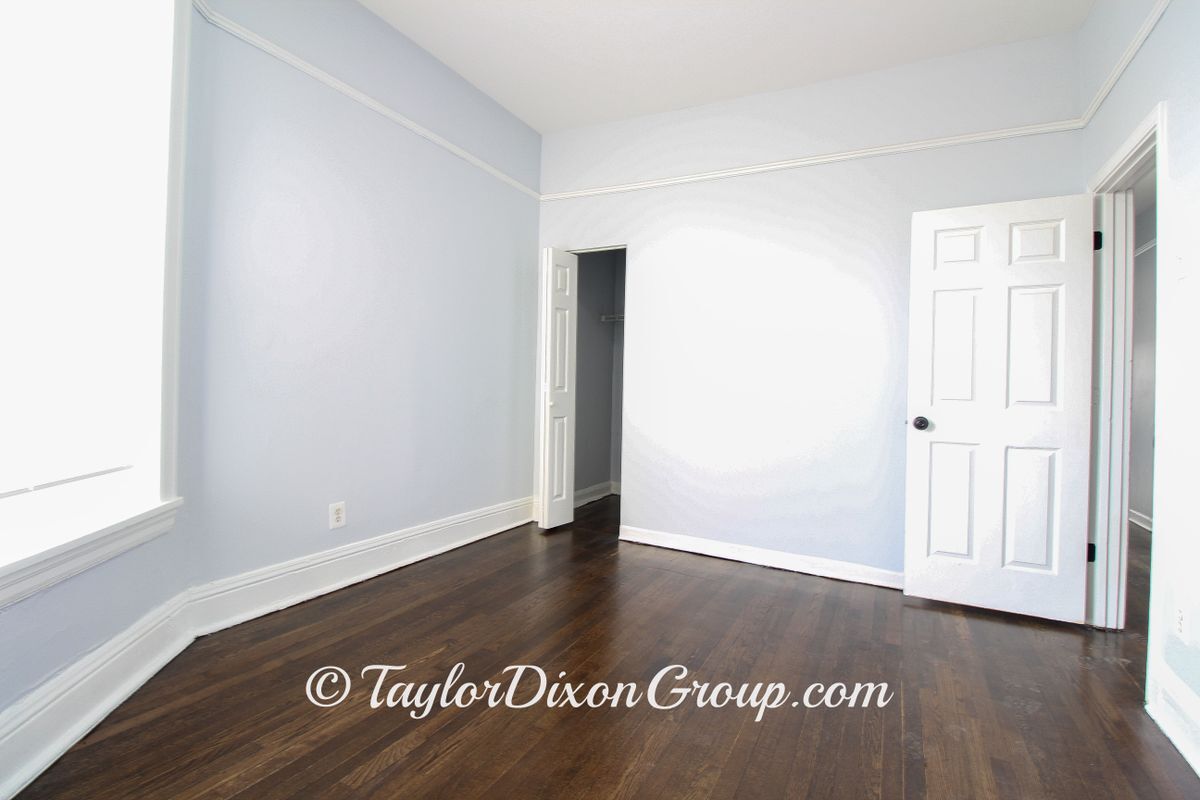 Building Photo - 5409 S Indiana Ave