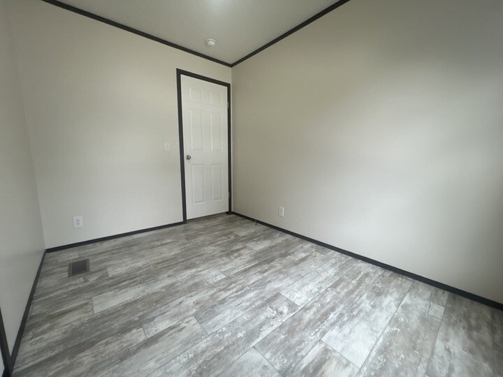 Building Photo - 11716 Cascade Cir