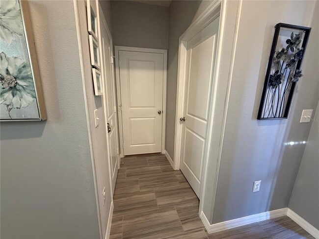 Building Photo - 5151 Adelaide Dr