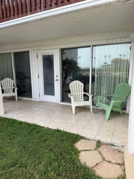 Building Photo - 6201 Padre Blvd