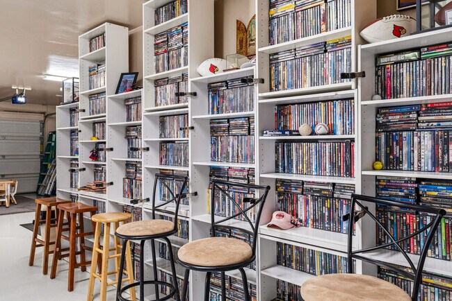 Building Photo - 12705 Chuck Wagon Rd