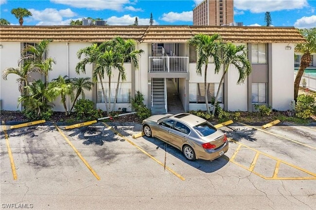 Building Photo - NICE UNIT FOR RENT!!! 1/1 EXCELLENT LOCATION!!