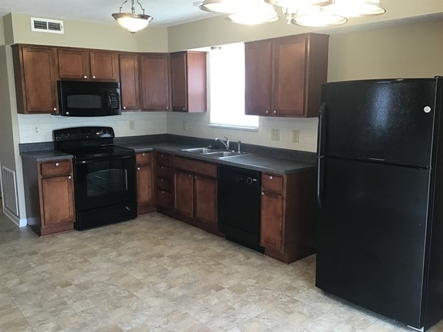 Building Photo - 5242 Basin Park Dr