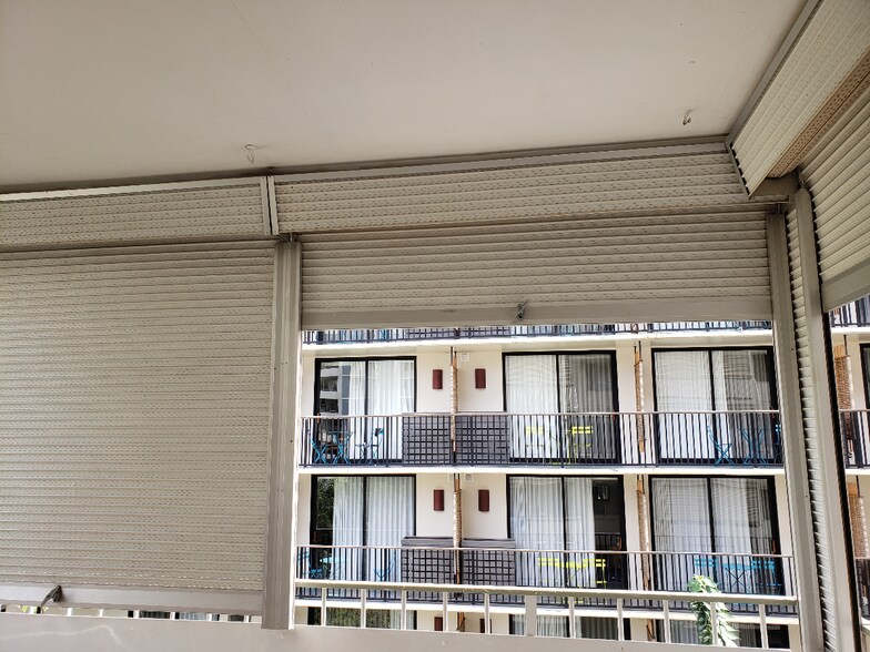 Building Photo - 411 Kaiolu St