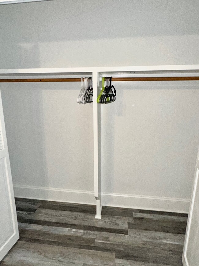 Building Photo - 1205 Furches Ave