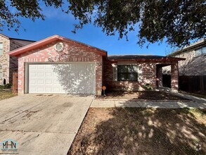 Building Photo - Adorable 3 bedrooms and 2 bathrooms, singl...