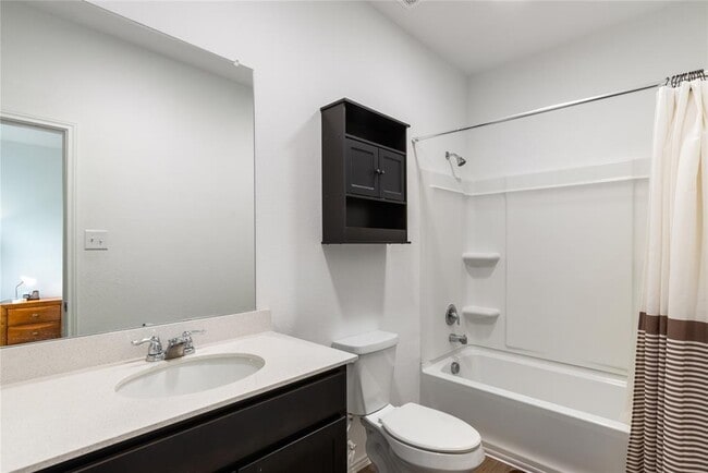 Building Photo - 509 Halfmoon Dr