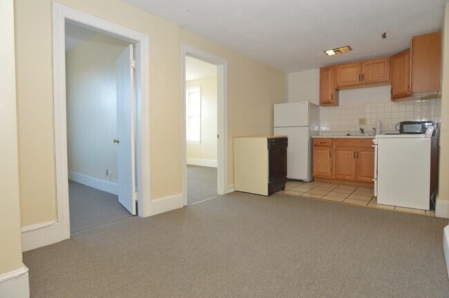 Primary Photo - 178 Brighton Ave
