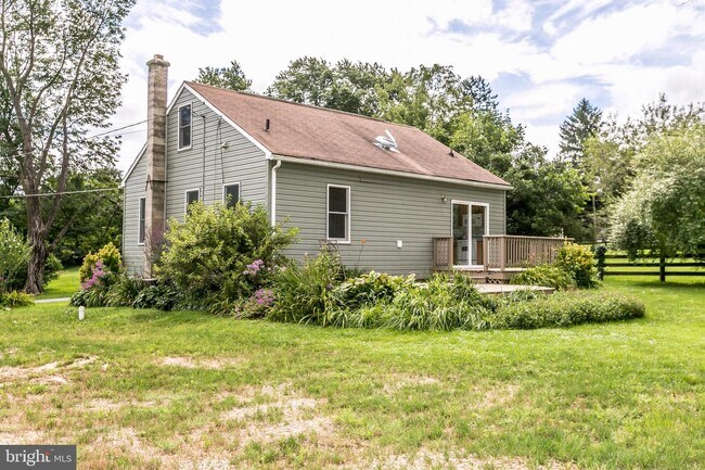 Building Photo - 4504 Allen Rd
