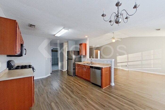 Building Photo - 261 Alexander Pointe Dr