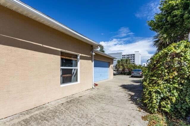 Building Photo - 497 Grandview Ave