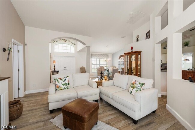 Building Photo - 9241 Bramble Ct