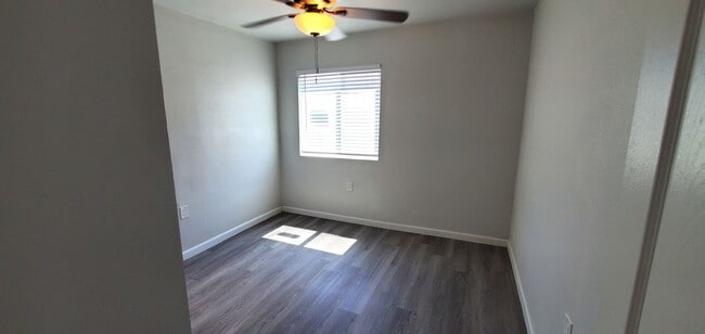 Building Photo - !!! AVAILABLE NOW !!!. Very spacious brand new 3 bed, 2 bath house.