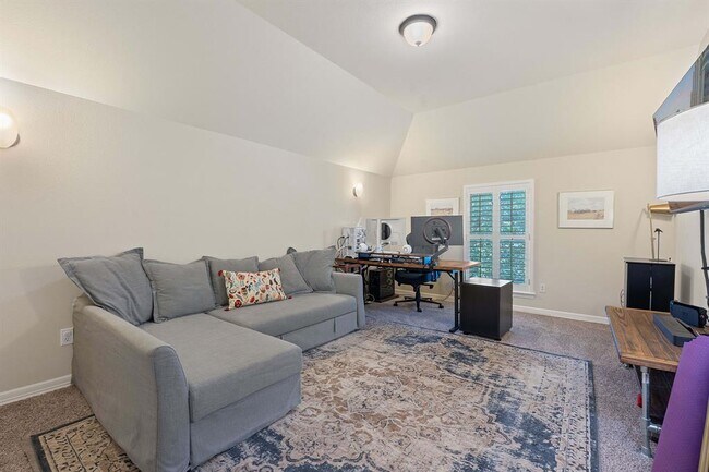 Building Photo - 2634 Plantation Dr