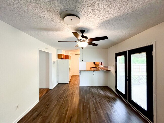 Building Photo - Available Now!!!! Gorgeous 3 bedroom, 2 bath, 2 car garage home. Beautiful wood look flooring. Sp...
