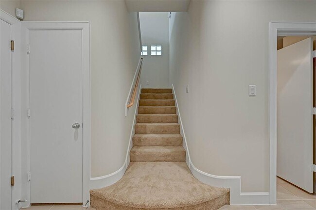 Building Photo - 11608 Main Cypress Dr