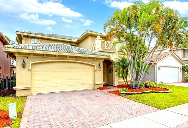 Building Photo - 6453 Paradise Cove