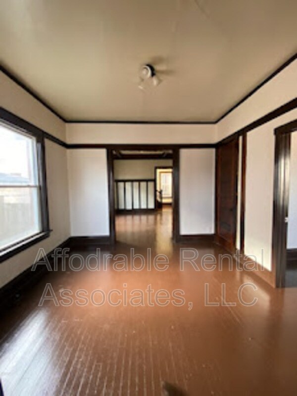 Building Photo - 2269 S 16th St