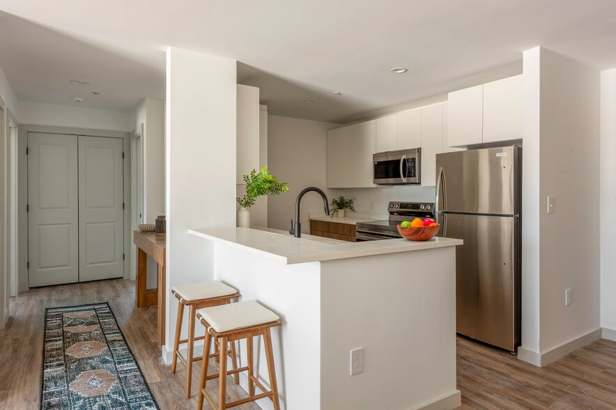 2 Bed 1 Bath - Kitchen - Breakfast Bar - The Abby