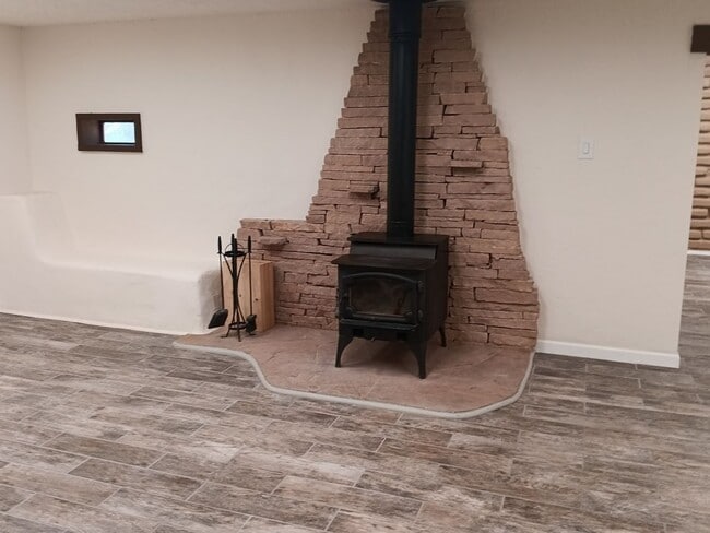Building Photo - Stunning 3-bedroom, 2-bathroom home! Comin...