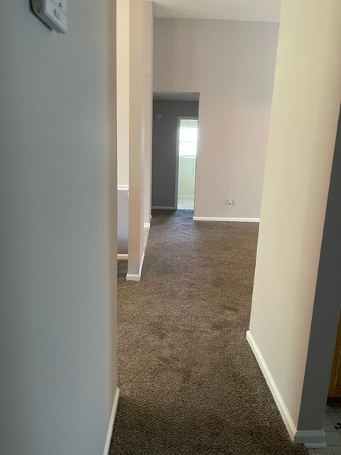 Building Photo - 16 Stoney Hill Rd