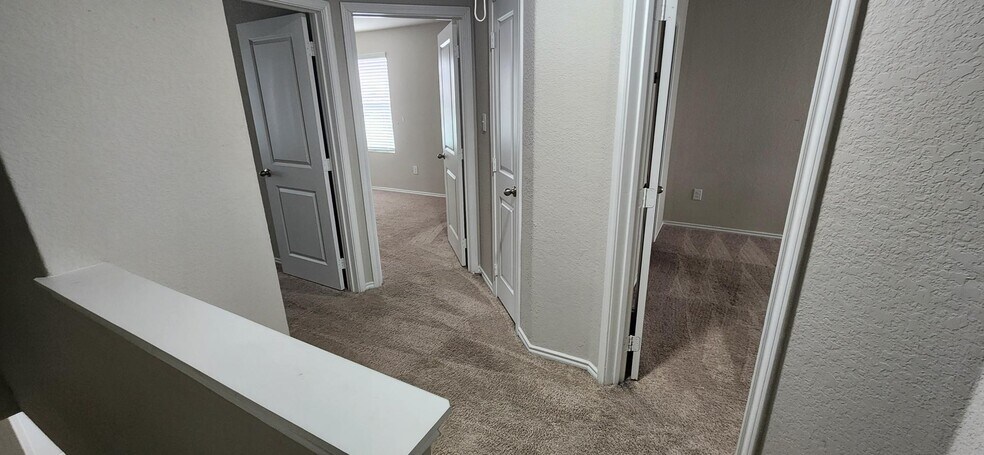 Building Photo - 7239 Converse Ridge Ln