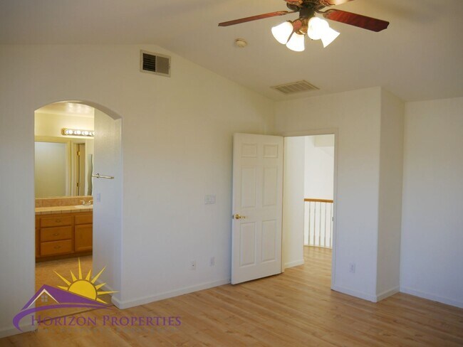 Building Photo - 170 Battlecreek Cir