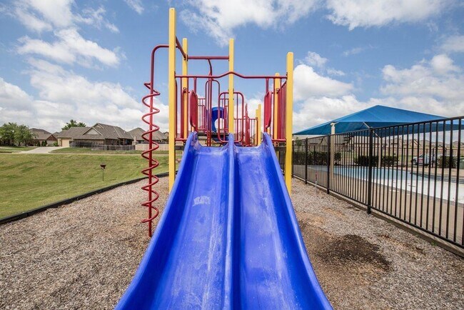 Building Photo - 5917 Grandby Rd