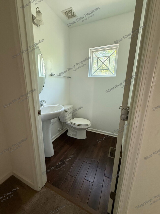 Building Photo - 951 Hall Station Dr