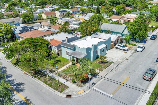 Building Photo - 5003 Garden Ave