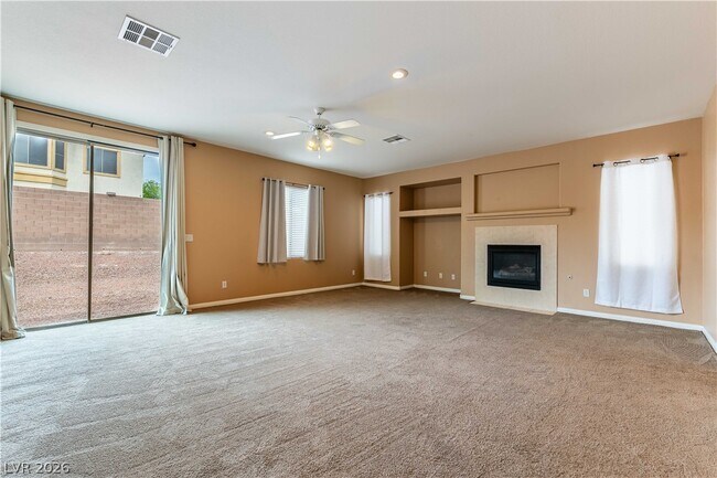 Building Photo - 5705 Pacesetter St