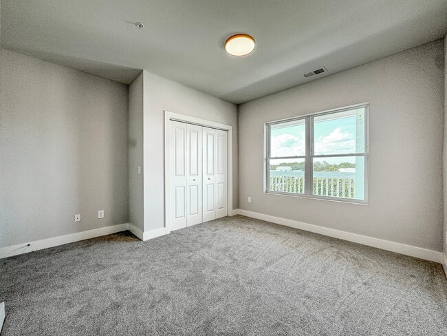 Building Photo - 109 Knollwood Dr