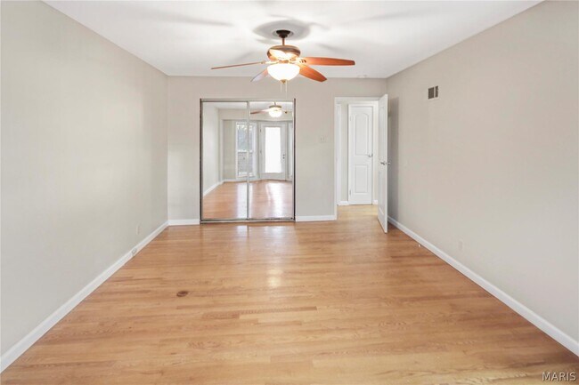 Building Photo - 2 Seawood Ct