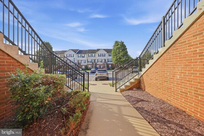 Building Photo - 6502 Montalto Xing