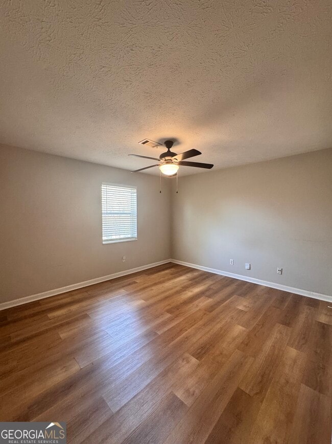 Building Photo - 2888 Parrott Ave NW