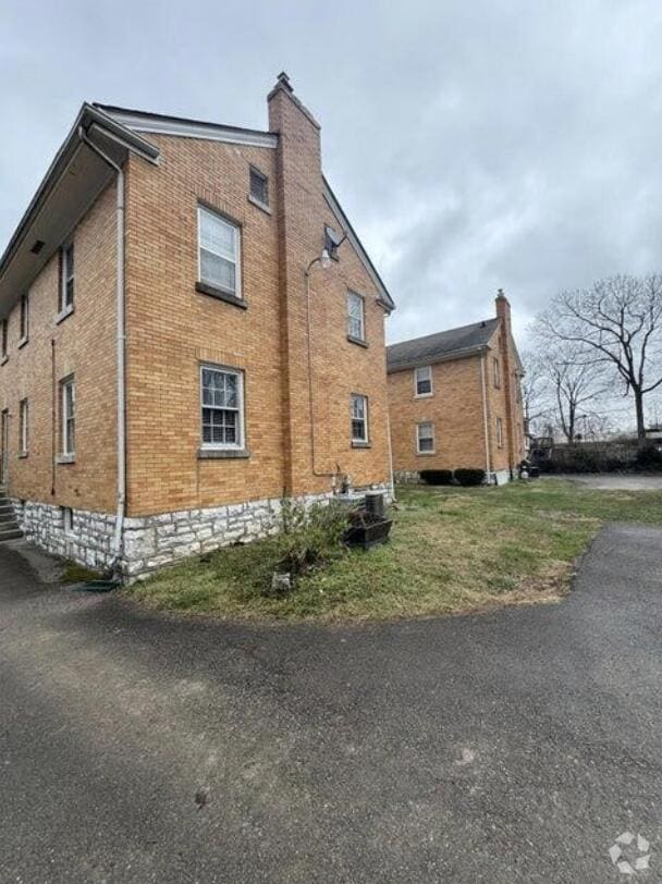 Building Photo - 148 Shawnee Pl